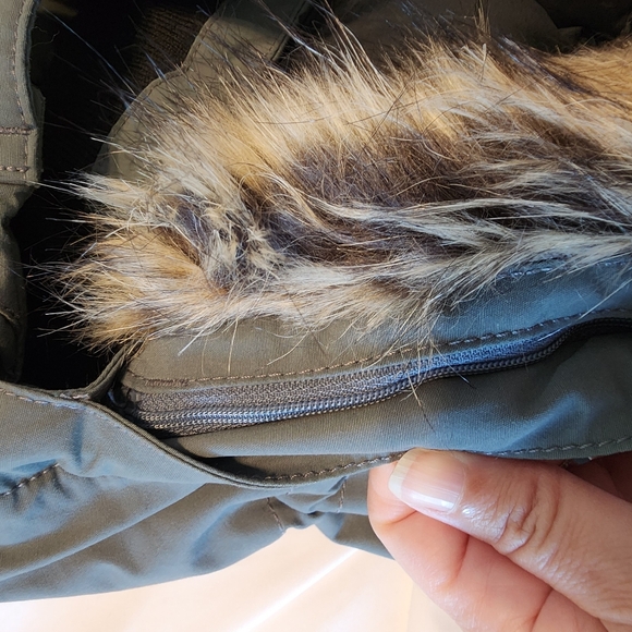 Marmot Parka Jacket - Picture 7 of 10